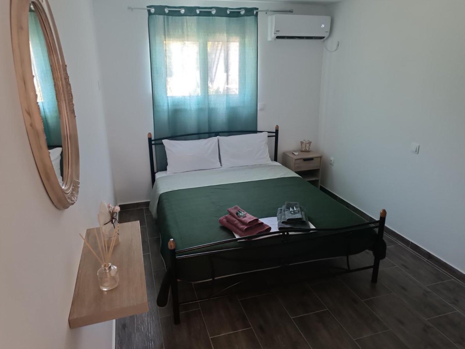 Oli'S Sea House Villa Salamís Dış mekan fotoğraf